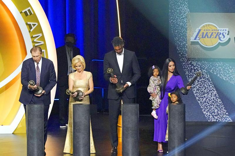 kobe bryant hall of fame 2021