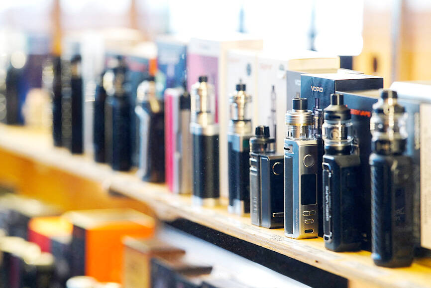 elf bar vape uk Australia to ban disposable vape imports from Jan. 1