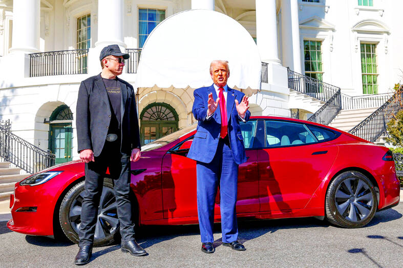 Trump denies Musk to be briefed on PRC war plans - Taipei Times