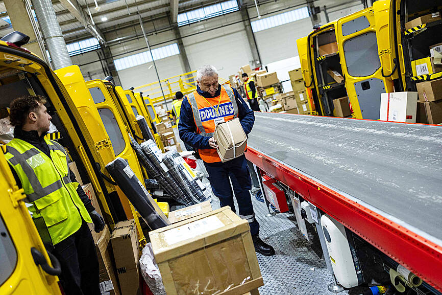 France pushes to accelerate duties on Chinese parcels