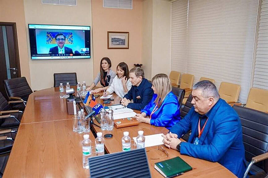 taipeitimes.com - 台北時報 - Taiwan signs pact to launch medical program in Ukraine