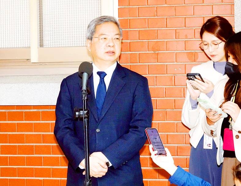 taipeitimes.com - 台北時報 - Taiwan's economy is not ill: economics minister