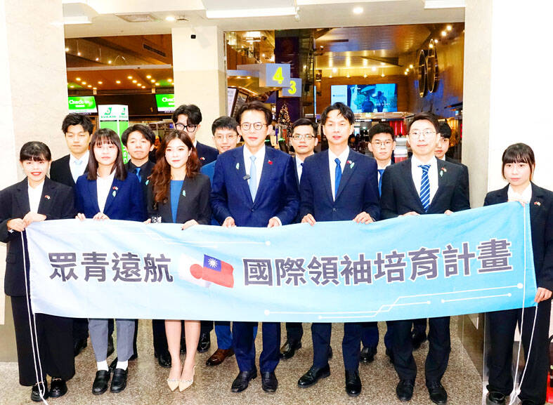 TPP’s Huang hopes Taiwan can play peacemaking role