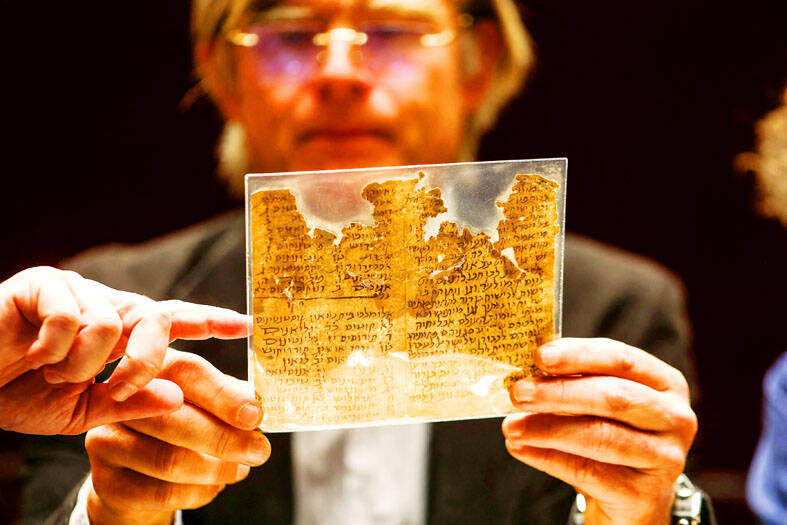 AI helps with medieval Jewish texts