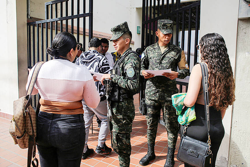 Honduran candidate cries vote theft