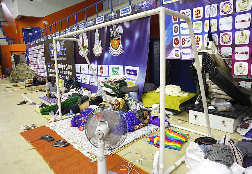 Thailand-Cambodia fighting displaces people from border