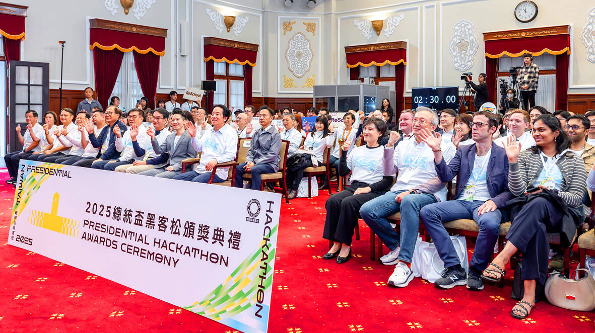 Presidential Hackathon winners get NT$200,000