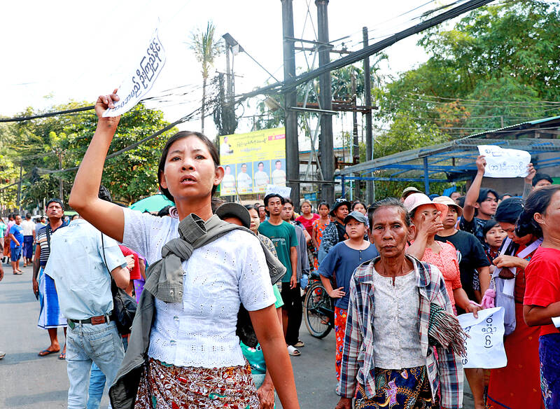Myanmar junta ‘leads’ election, grants amnesty