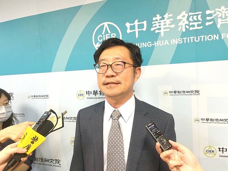 Economic outlook rosy with AI boom and tariff fix