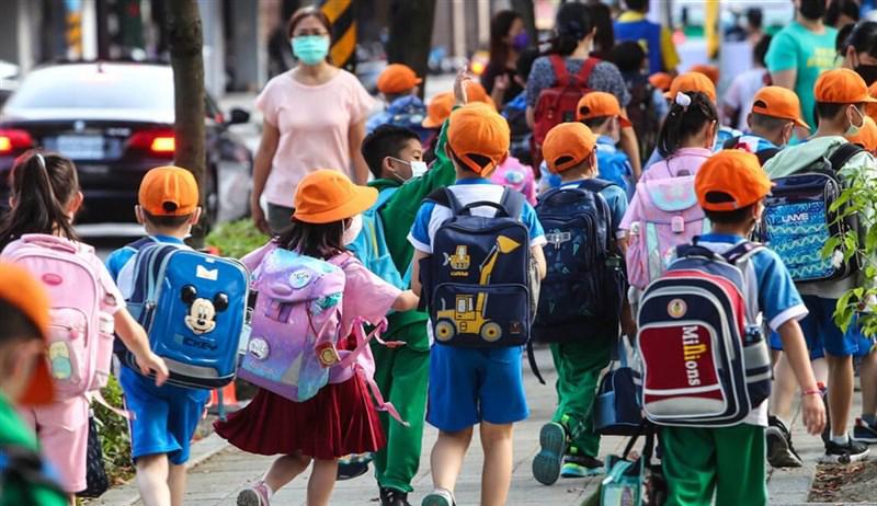 New Taipei City to probe preschool group over alleged abuse