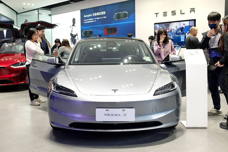 January car sales come in below predicted amount