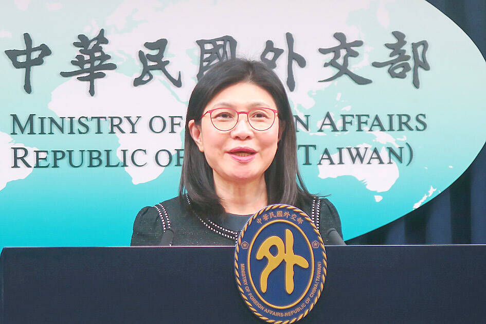 Foreign ministry plans 12 foreign press tours