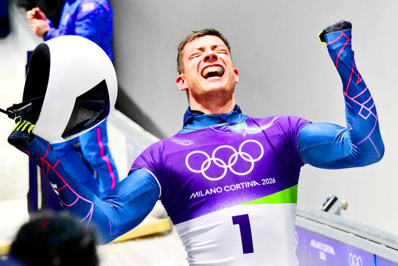 Weston brings Britain rare individual medal