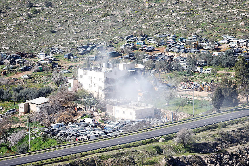 Israeli minister pushes ‘migration’ of West Bank