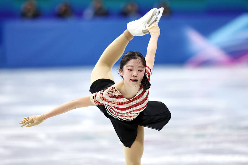 Japanese teenager Nakai sets the pace