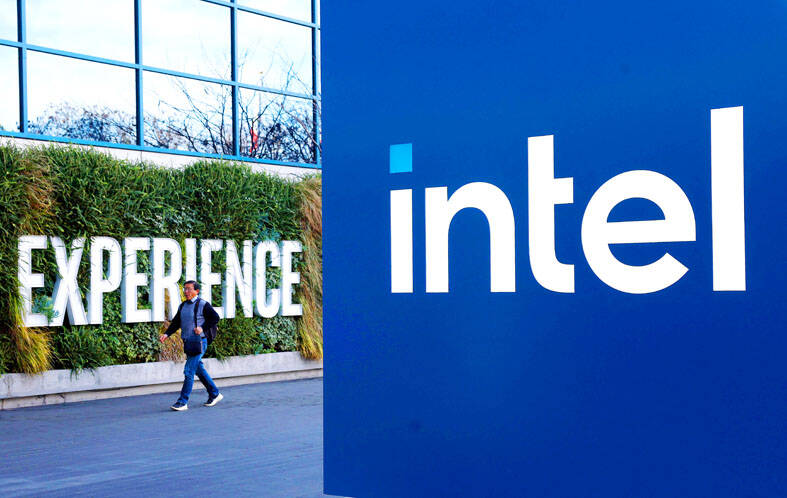 Intel names Barratt as next chairman, replacing Frank Yeary
