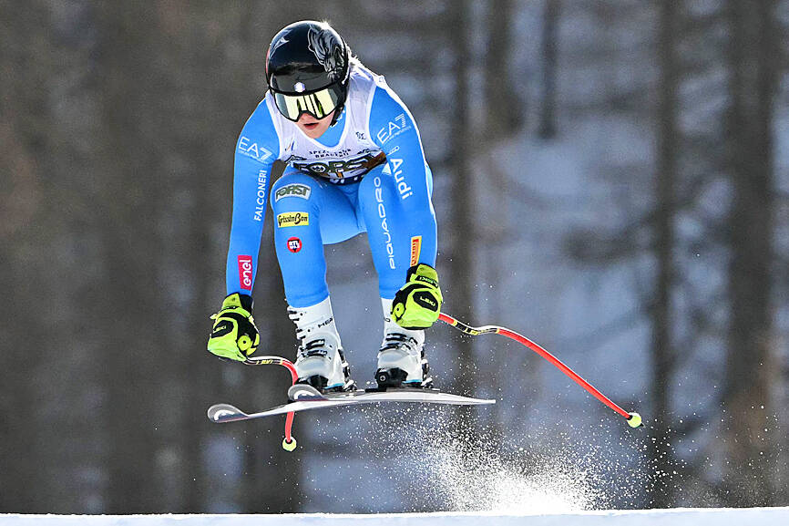 Pirovano takes downhill double to end Vonn&rsquo;s run