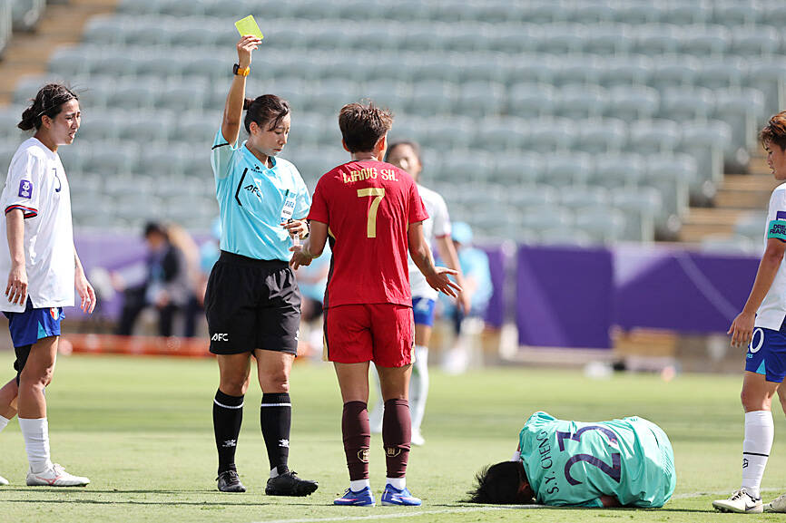 Japan smash Philippines in Asian Cup quarter-final