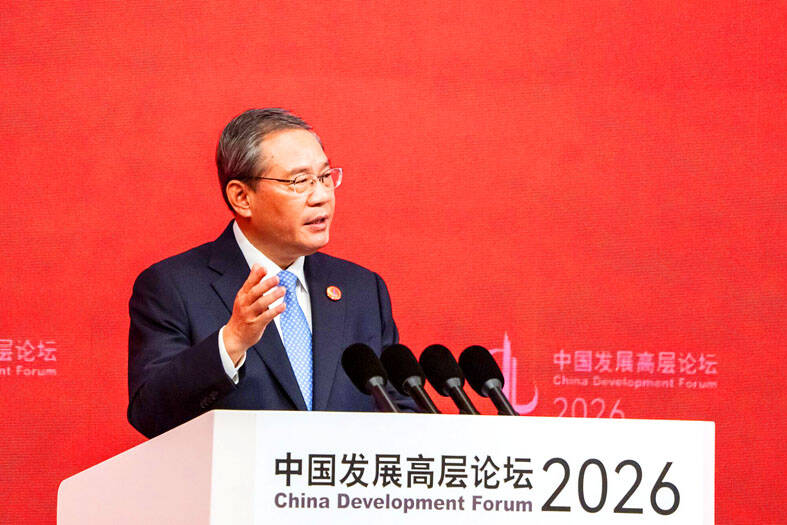 China’s premier vows to support balanced trade