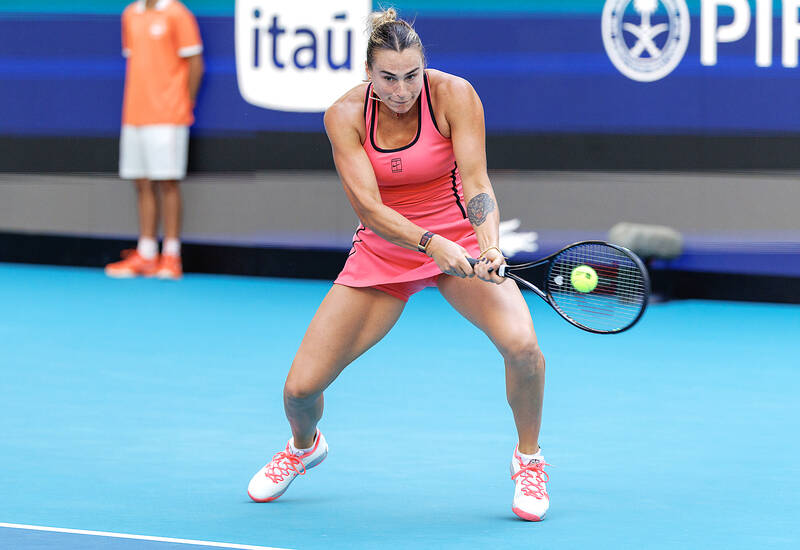 Sabalenka and Sinner advance