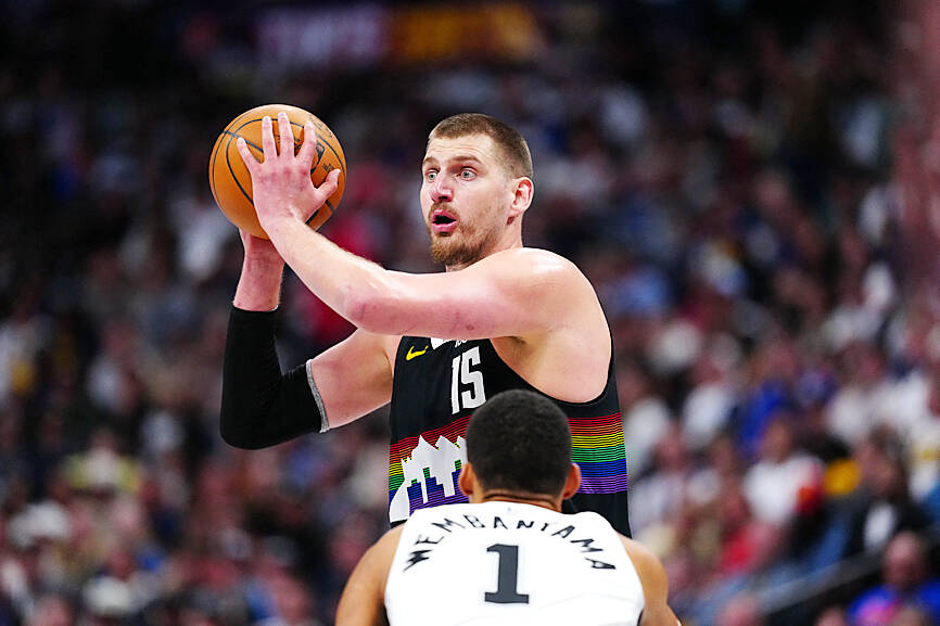 Jokic outduels Wemby as Nuggets win