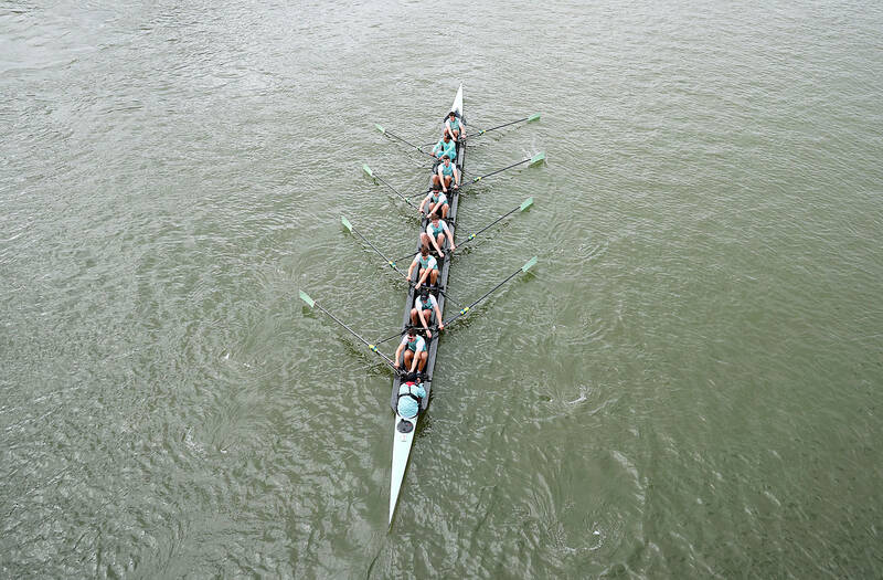 Cambridge reach fourth straight Boat Race victory