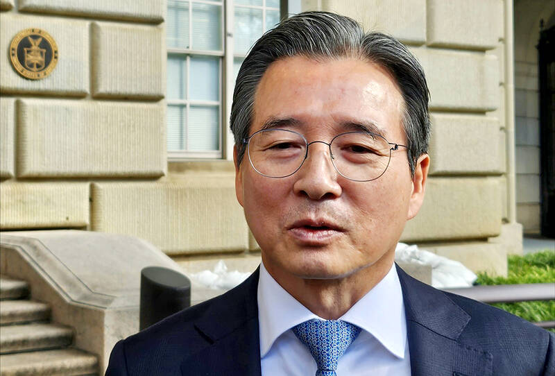 Top South Korean official proposes AI profit social tax