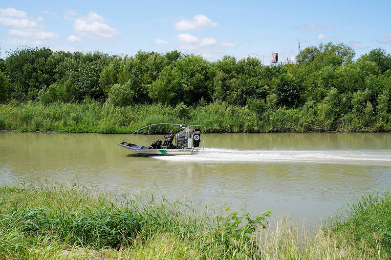 Six found dead in Texas container