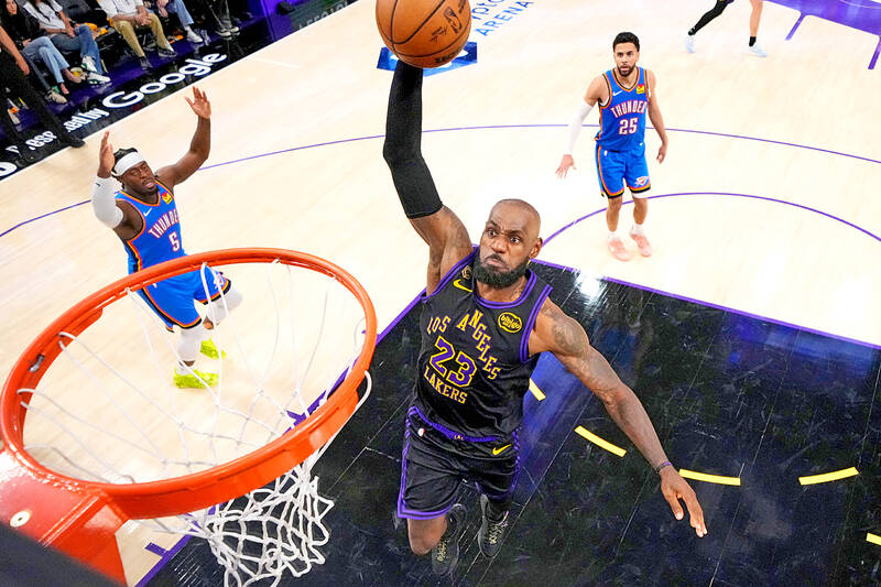 Lakers knocked out of NBA playoffs