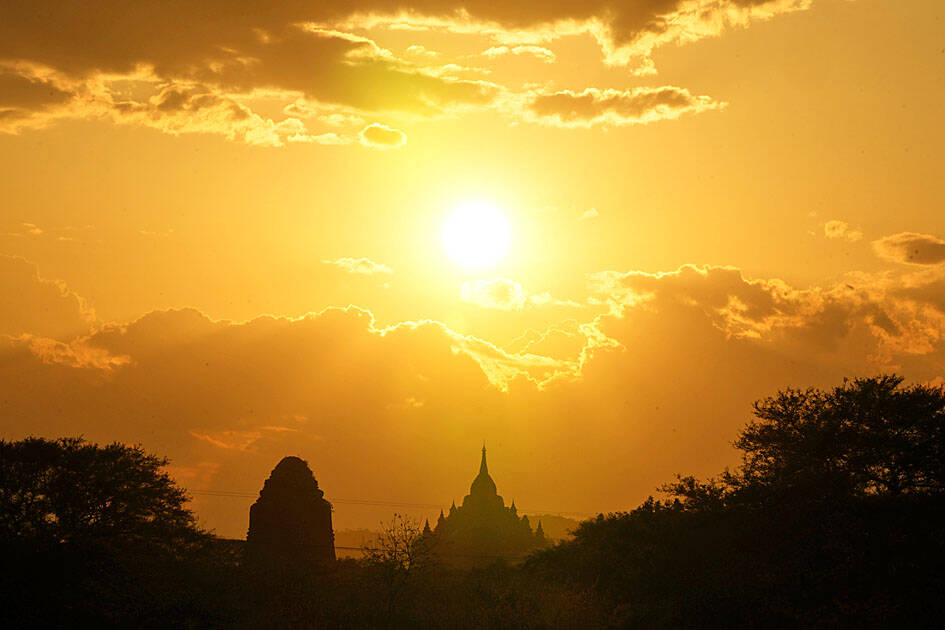 Myanmar proposes death sentence for cyberscam kidnaps