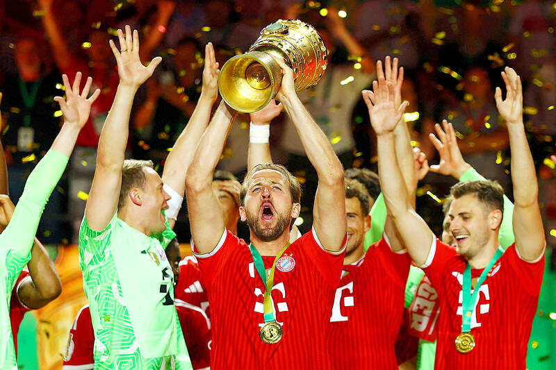 Bayern salute ‘best transfer ever’ Kane after their 21st German Cup triumph