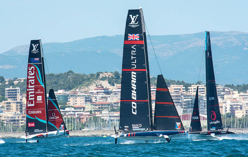Italy hold fast in their home waters