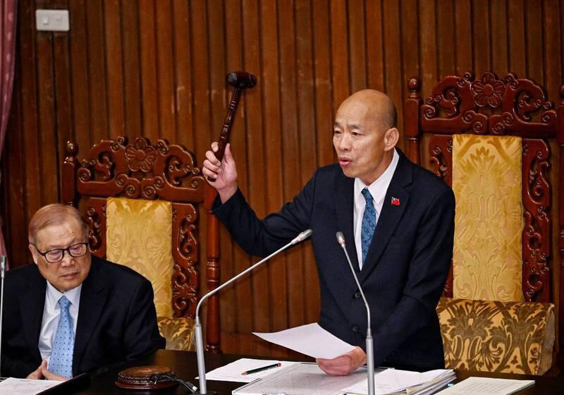 Lawmakers pass NT$8.81 billion arms procurement bill