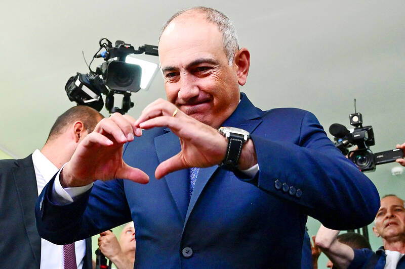 Armenian PM’s party wins polls: preliminary results