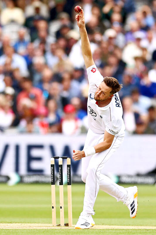 Robinson vows ‘no let-up’ in England revival after victory o
