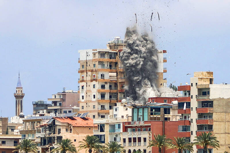 Eight dead after Israeli strike on Tyre, Lebanon says