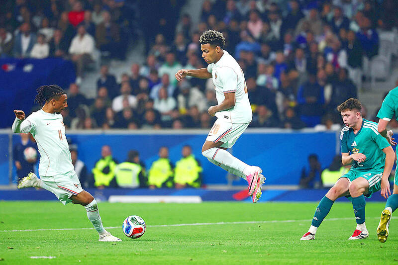 Deschamps tips Bayern’s Olise to shine