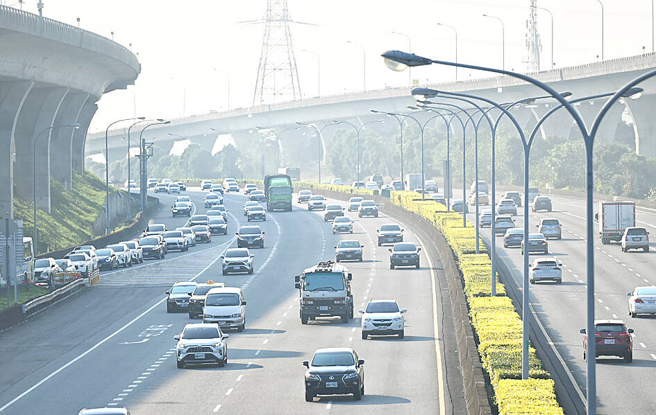 Freeway Bureau to mull tolls on some freeways