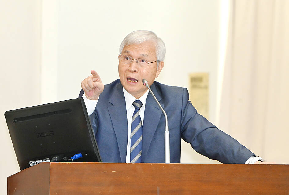 Governor hints at conditional rate hike