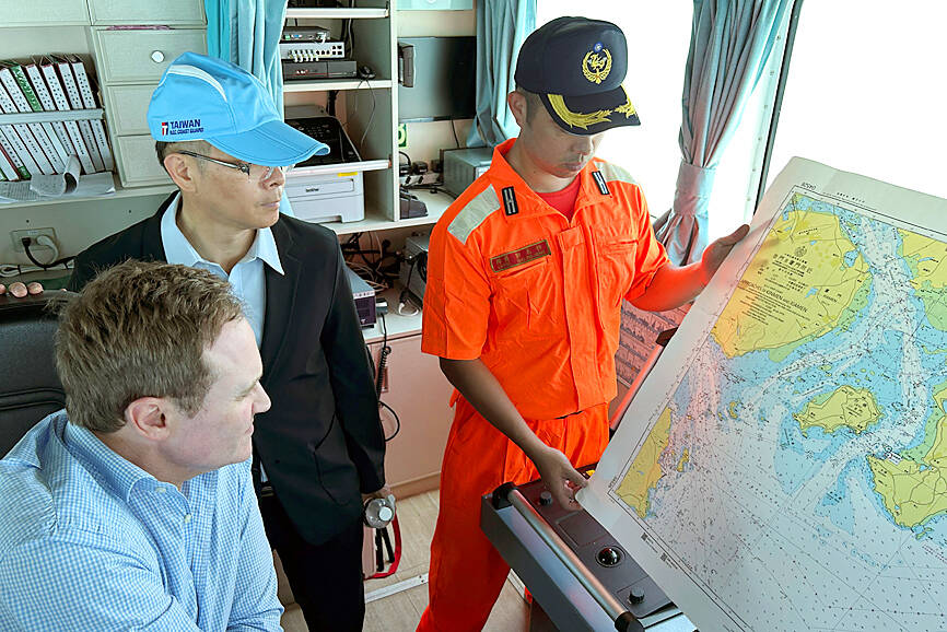 Coast guard Kinmen voyage hosts foreign lawmakers