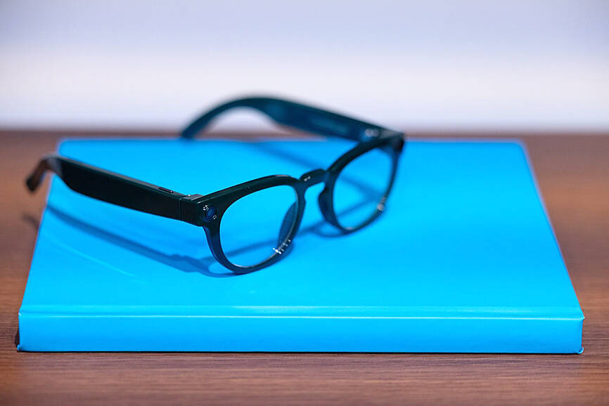 College exam committee tightens smart glasses ban
