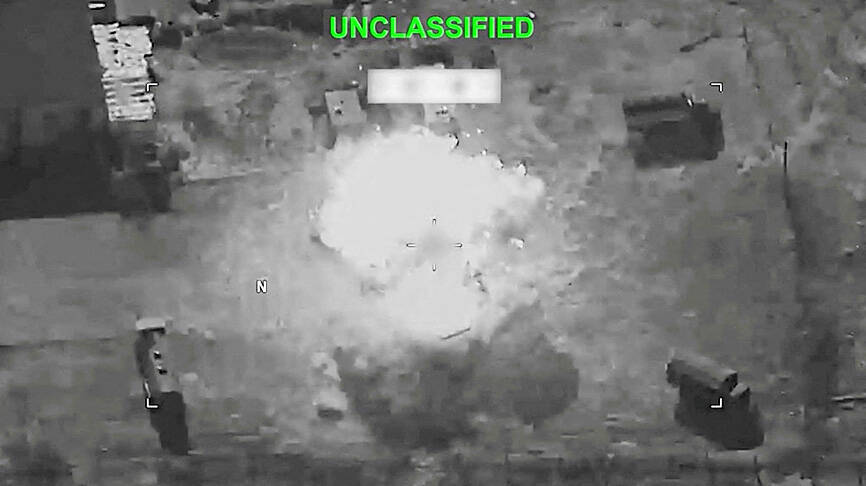 US and Iran trade missile barrages as war drags on