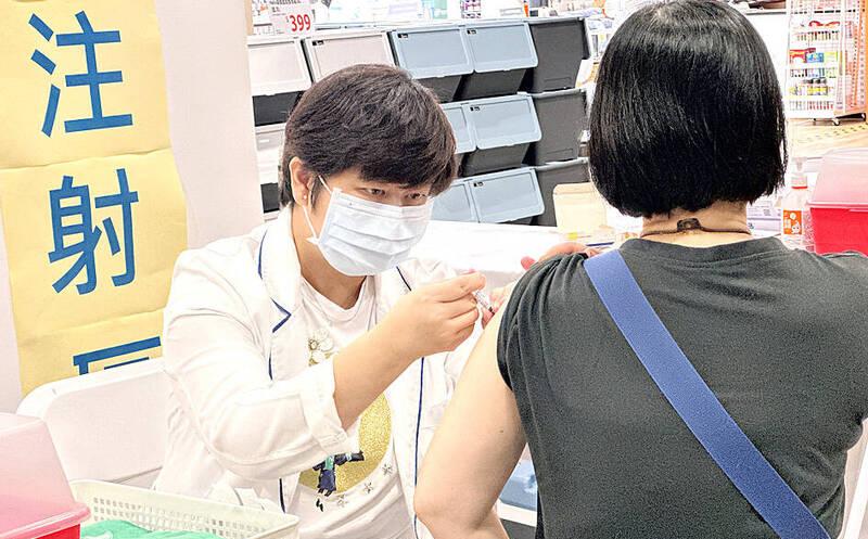 Taiwan to roll out publicly funded flu vaccines Oct. 1 as epidemic persists; record 7.05M doses include 200K enhanced shots, first in Asia