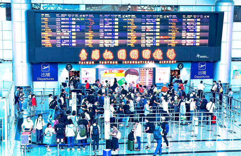 Airport expects 738,000 over holiday period