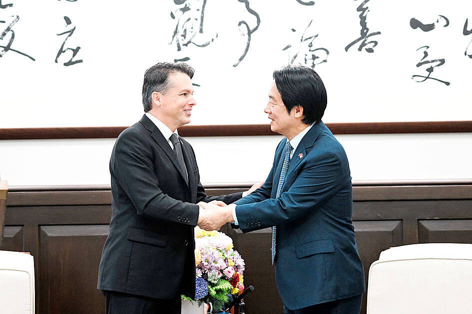 Lai urges US to shift toward joint arms research, production